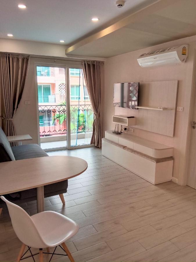 Seven Seas Condo Resort Beautiful Location หาดจอมเทียน ภายนอก รูปภาพ